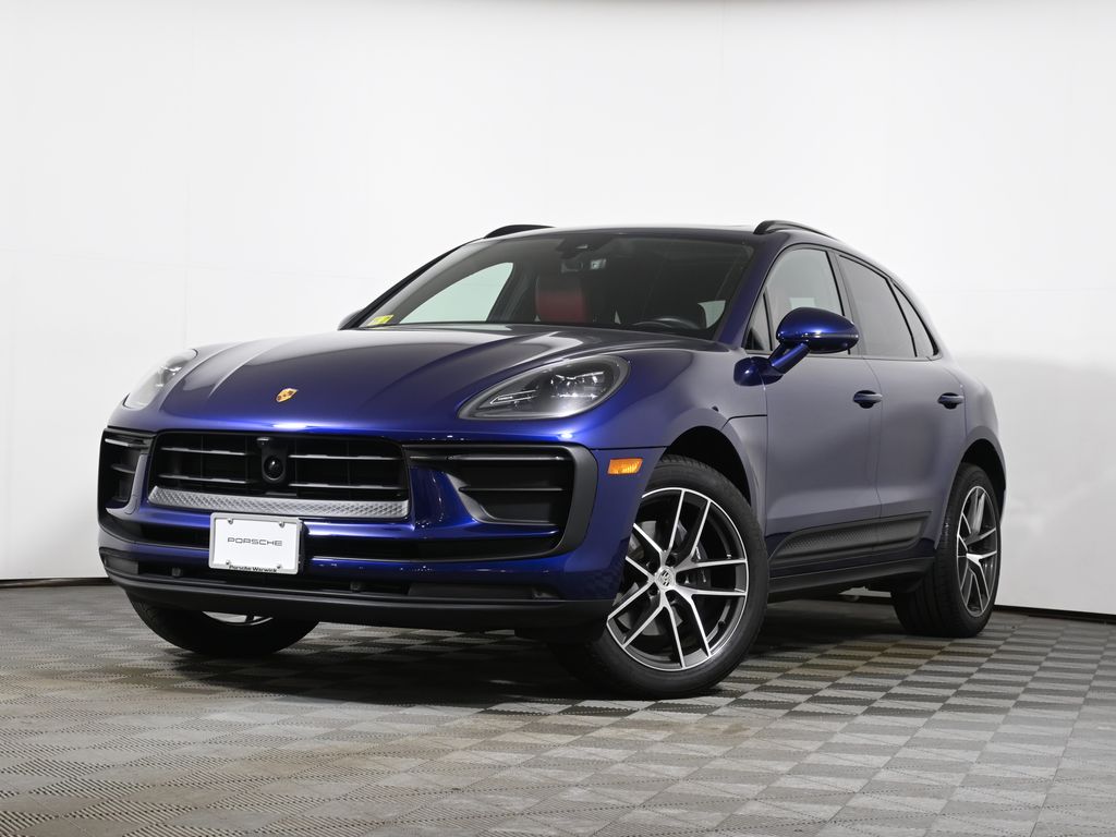Thumbnail: 2026 Porsche Macan - 1