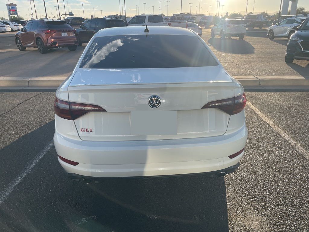 Thumbnail: 2019 Volkswagen Jetta - 4