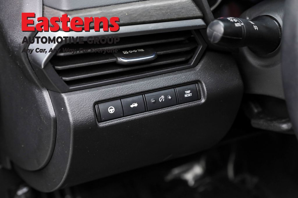 Used 2023 Black Nissan 2.5 SV image 21