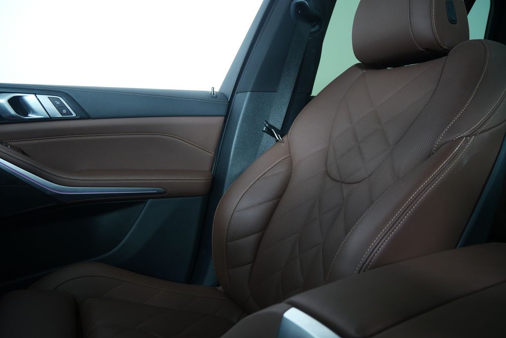 Thumbnail: 2024 BMW X5 - 24