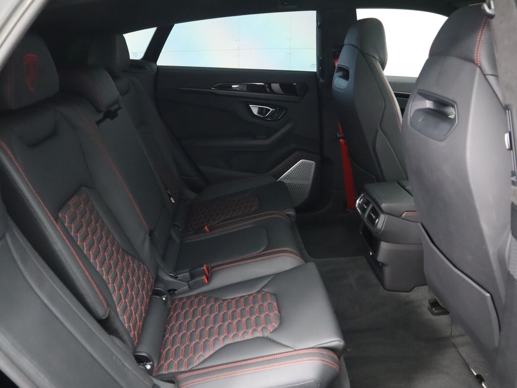 Thumbnail: 2024 Lamborghini Urus - 23