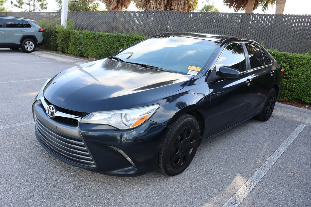 2017 Toyota Camry LE -
                West Palm Beach, FL