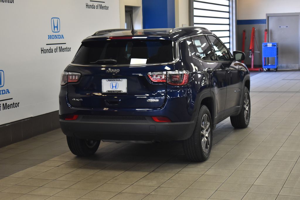 2020 Jeep Compass Latitude 7