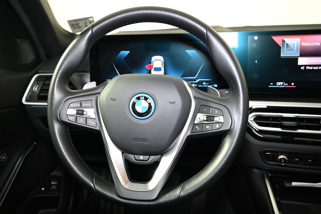 Thumbnail: 2023 BMW 3 Series - 17