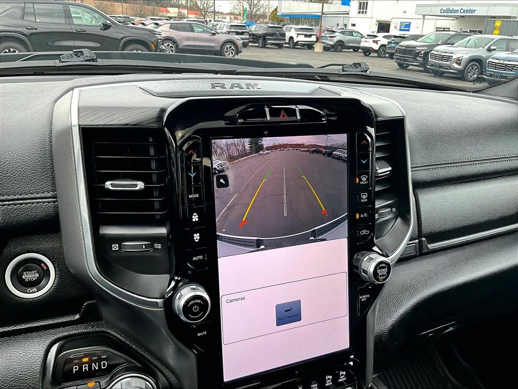 2023 Ram 1500 — photo 18