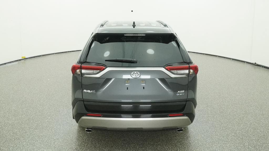 Thumbnail: 2025 Toyota RAV4 - 31