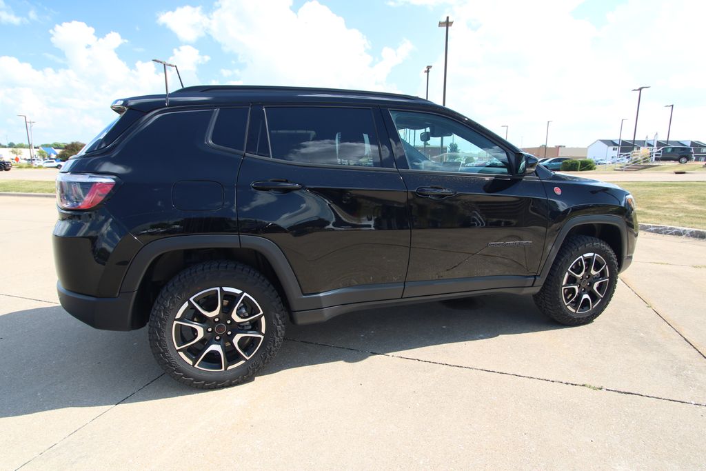 Used 2025 Jeep Compass SUV