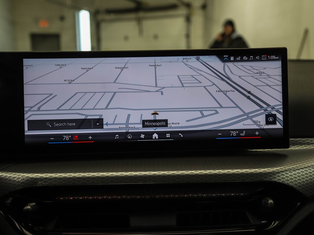 Thumbnail: 2025 BMW 3 Series - 15