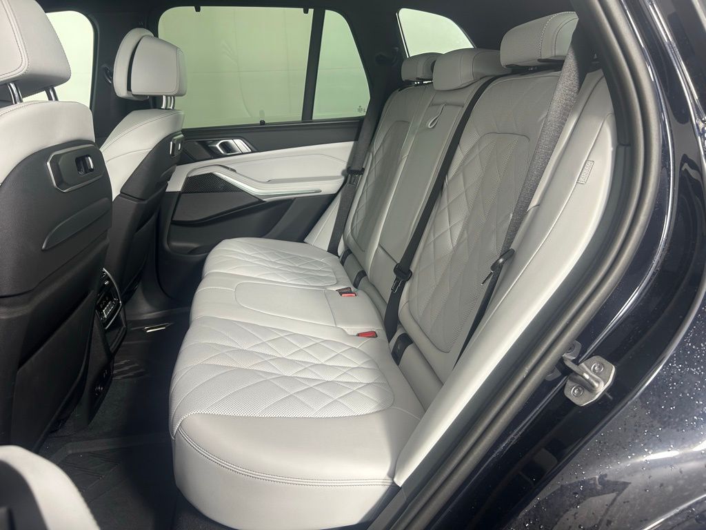Thumbnail: 2024 BMW X5 - 20