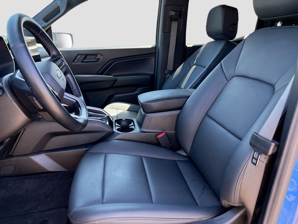 Used 2025 Blue Chevrolet Trail Boss image 20