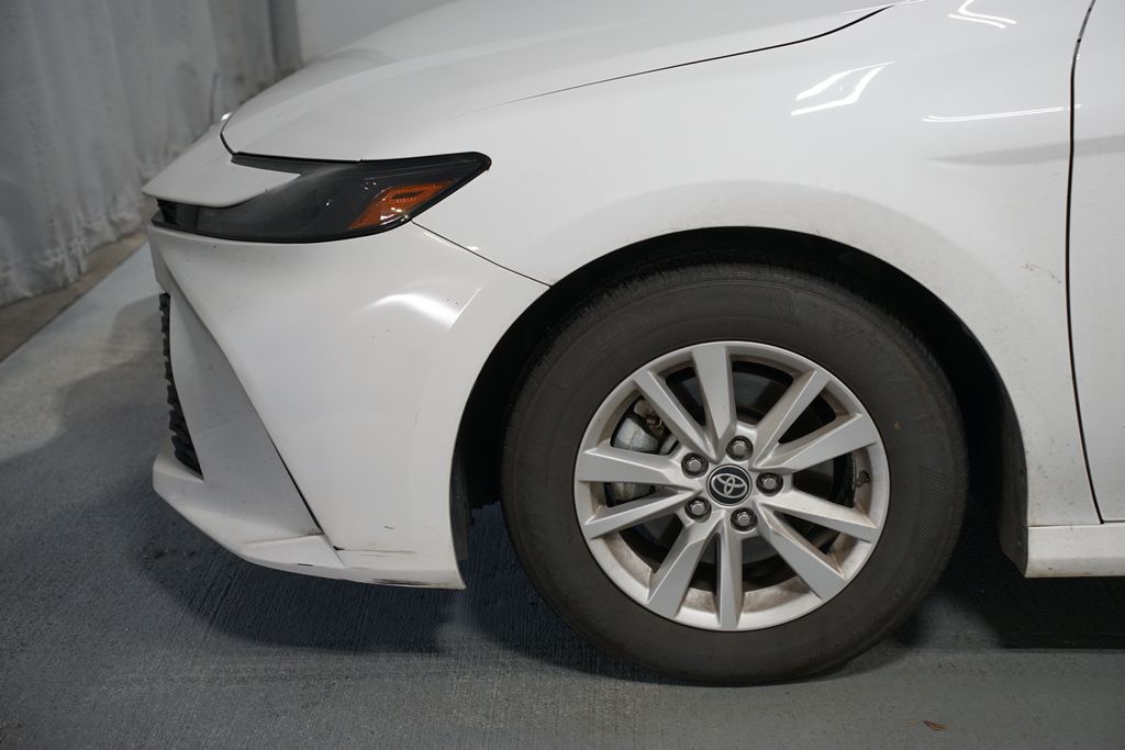 Thumbnail: 2025 Toyota Camry - 5