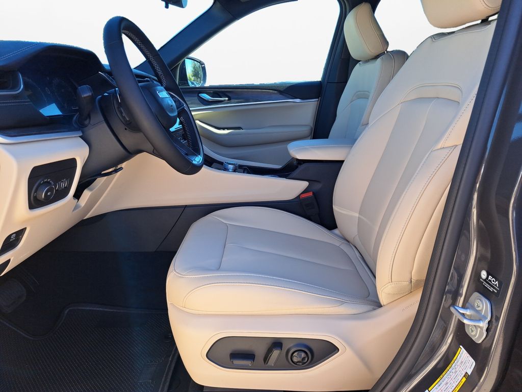 New Car 2025 Jeep Grand Cherokee  Limited For Sale Under $40,000 In Austin, Texas