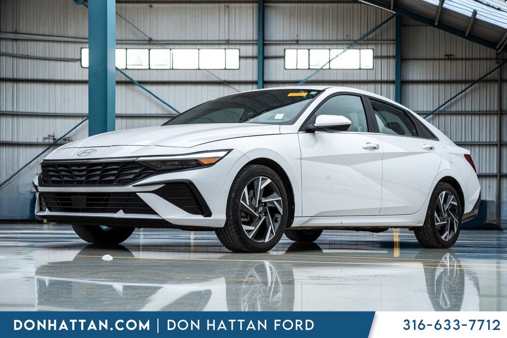 Serenity White 2024 Hyundai Elantra Sedan Front-Wheel Drive Continuously Variable Transmission