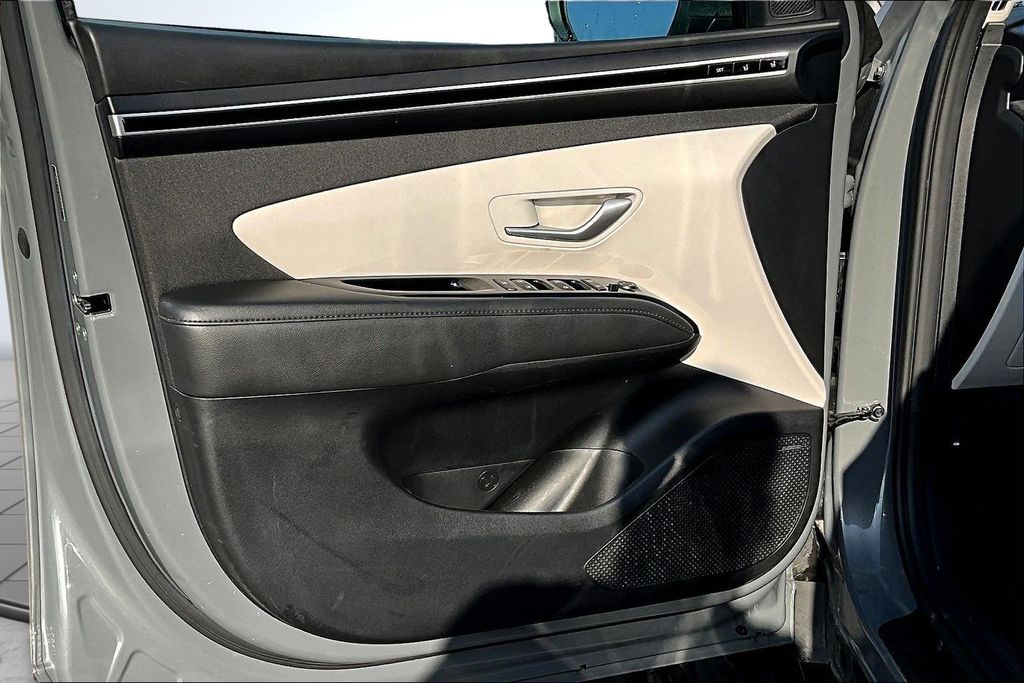 2024 Hyundai Tucson Limited Gray at Texan Dodge Chrysler Jeep Ram