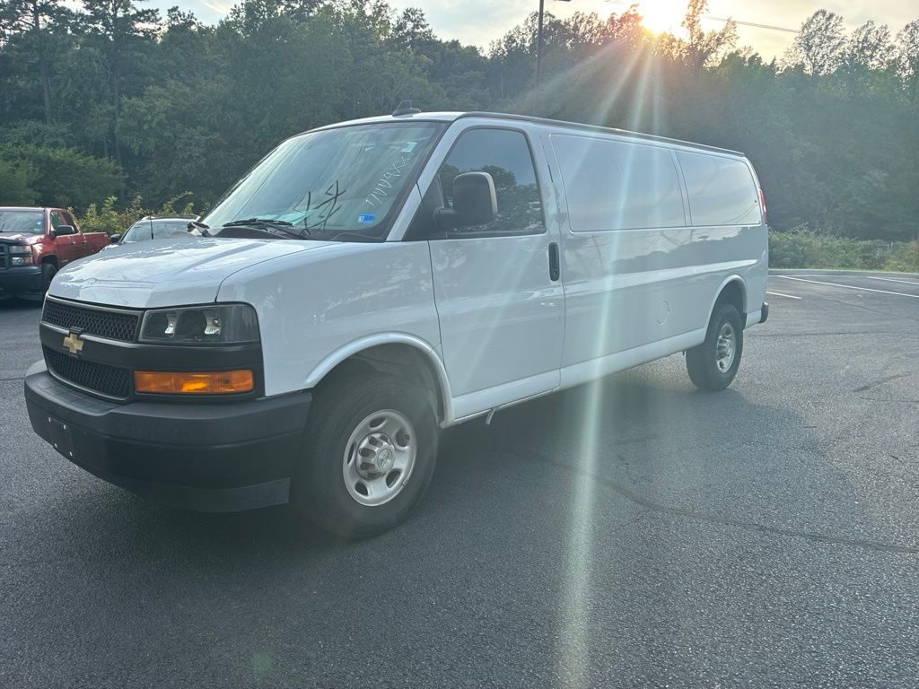 Summit White 2022 Chevrolet Express Cargo Van Rear-Wheel Drive 8-Speed Automatic Overdrive