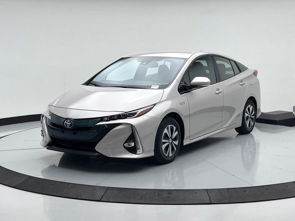 2017 Toyota Prius Prime Advanced -
                Chantilly, VA