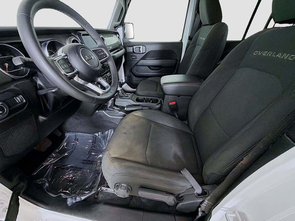 Used 2023 White Jeep Overland image 21