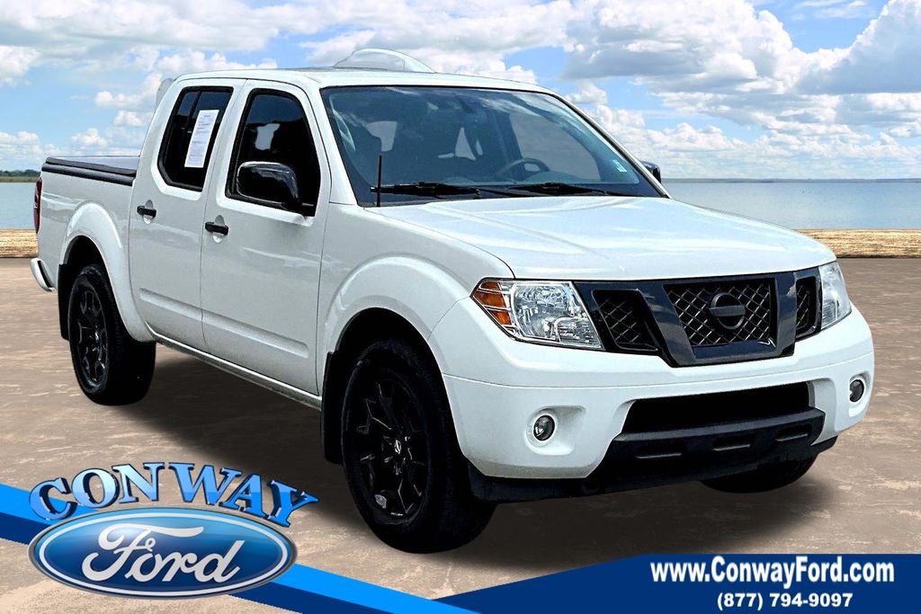 Glacier White 2021 Nissan Frontier Pickup Truck Four-Wheel Drive 9-Speed Automatic