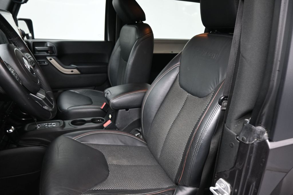 Used 2017 Jeep Wrangler SUV