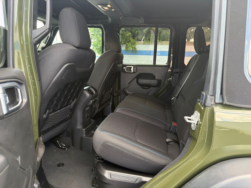 Thumbnail: 2022 Jeep Wrangler - 18