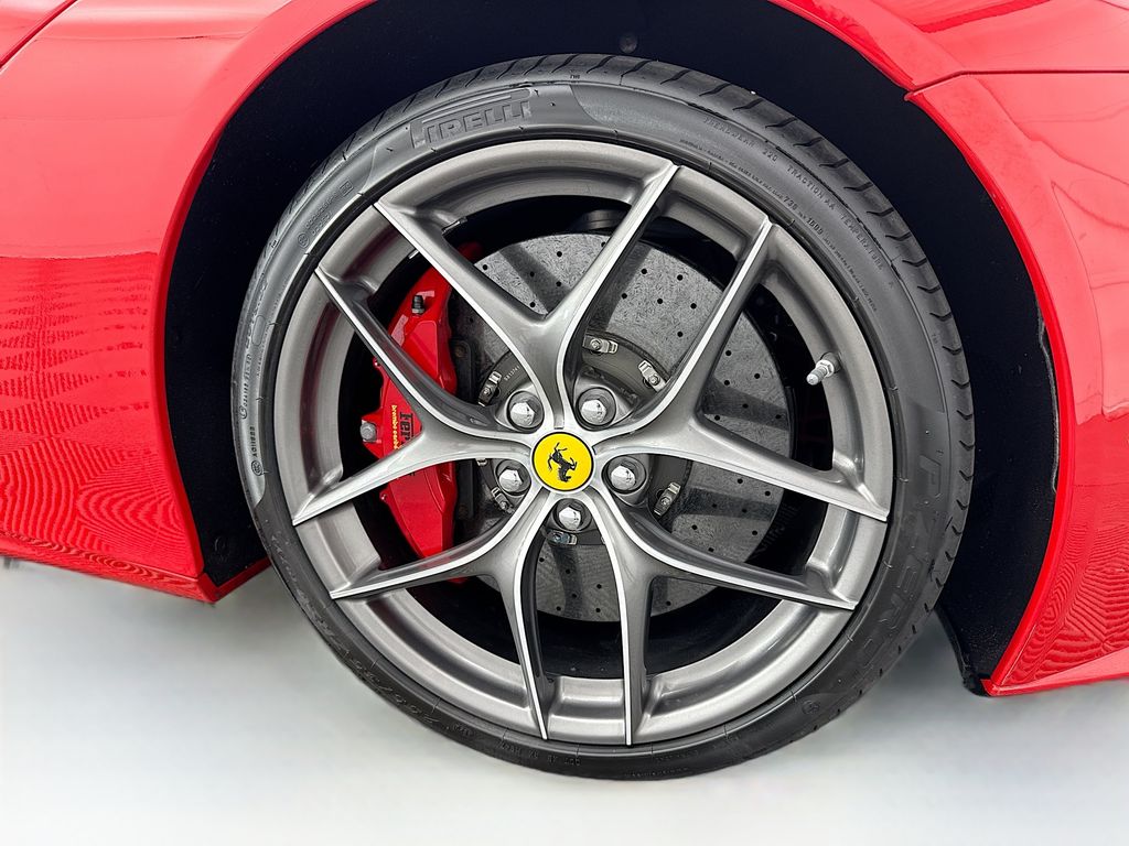 Thumbnail: 2014 Ferrari F12 - 28