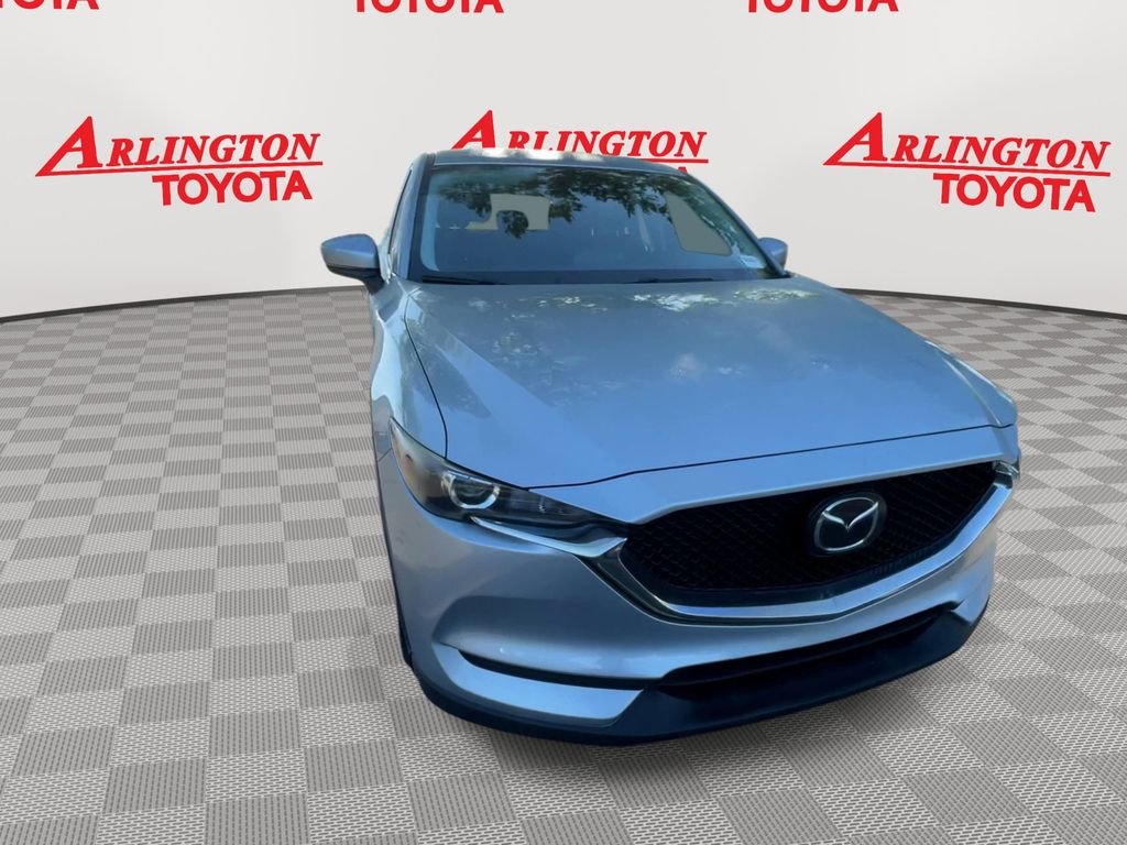 View vehicle photo 4