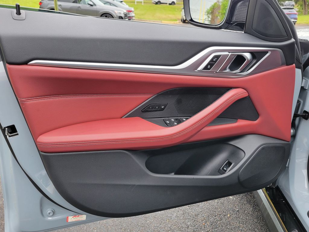 Thumbnail: 2023 BMW i4 - 31