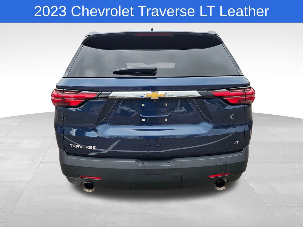 2023 Chevrolet Traverse LT Leather 8