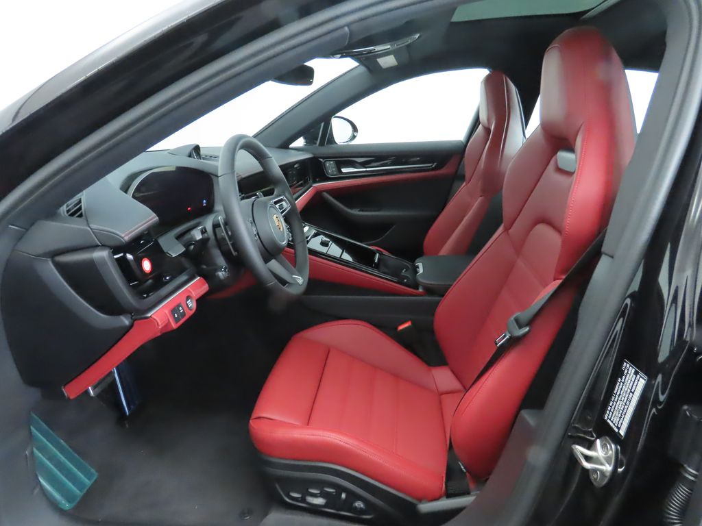 Thumbnail: 2024 Porsche Panamera - 5