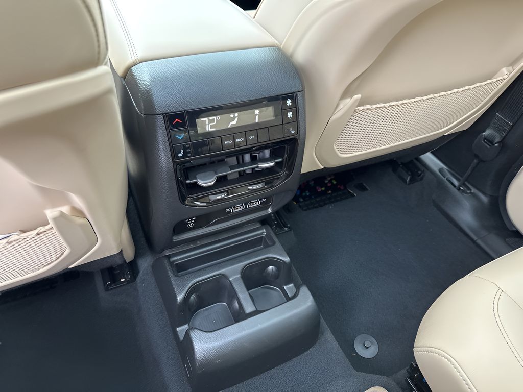 Used Car 2024 Jeep Grand Cherokee L  Limited For Sale Under $35,000 In Austin, Texas