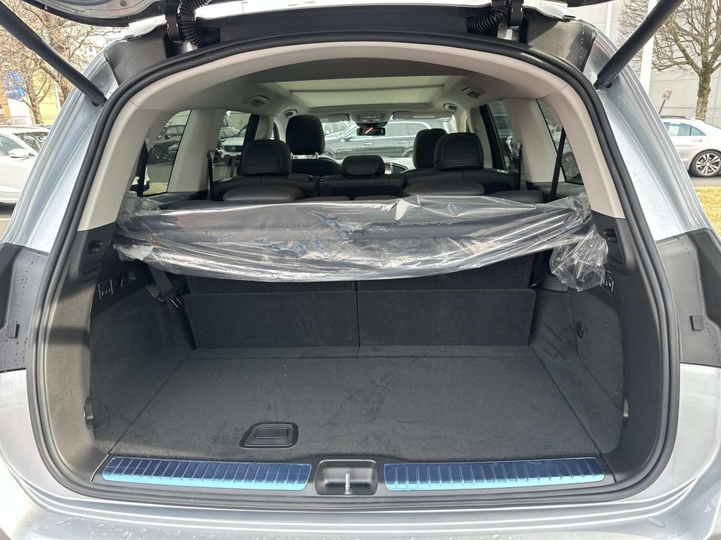 Thumbnail: 2026 Mercedes-Benz GLS - 13