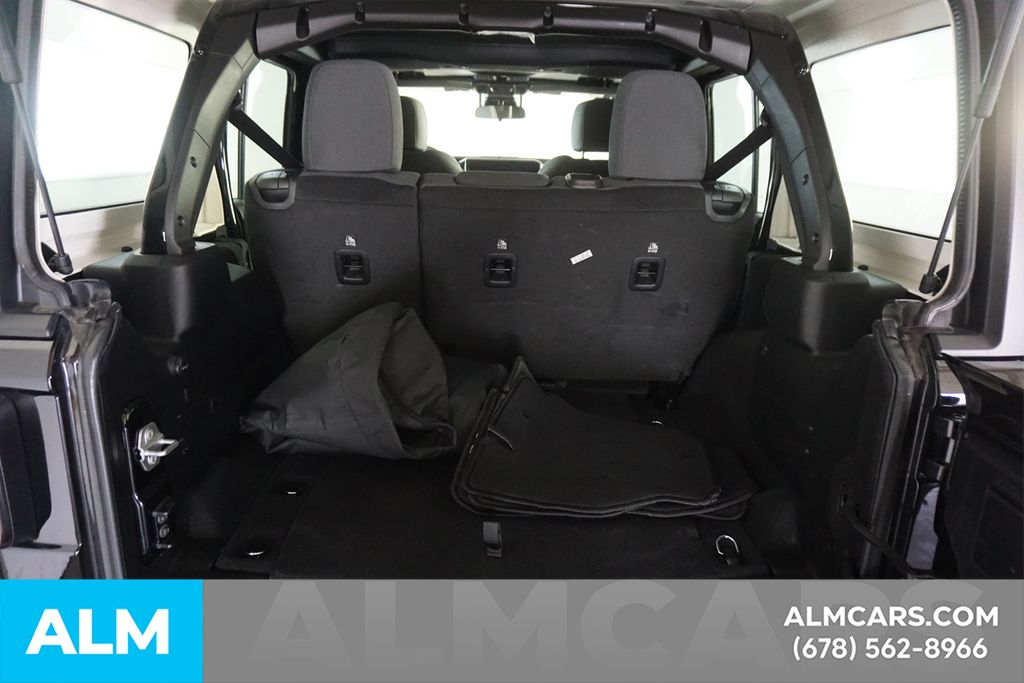 Used 2025 Black Jeep Sport S image 20