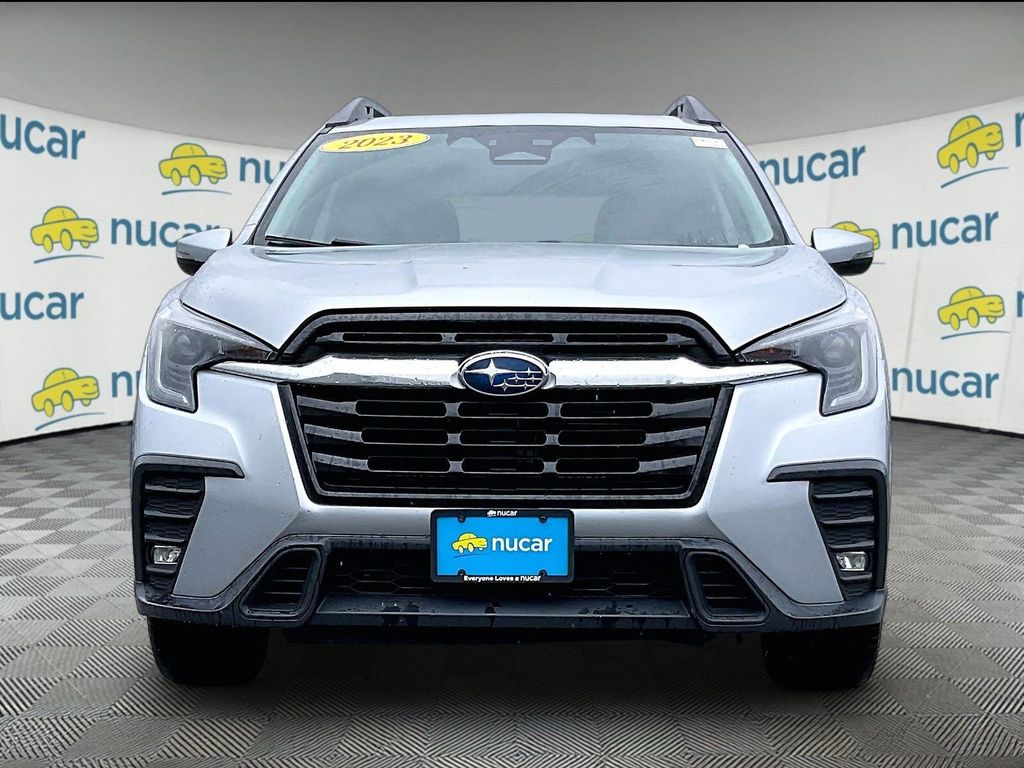 2023 Subaru Ascent — photo 2