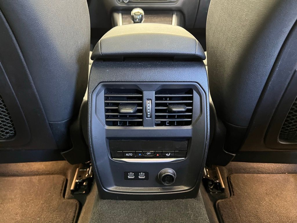 Thumbnail: 2020 BMW 3 Series - 9