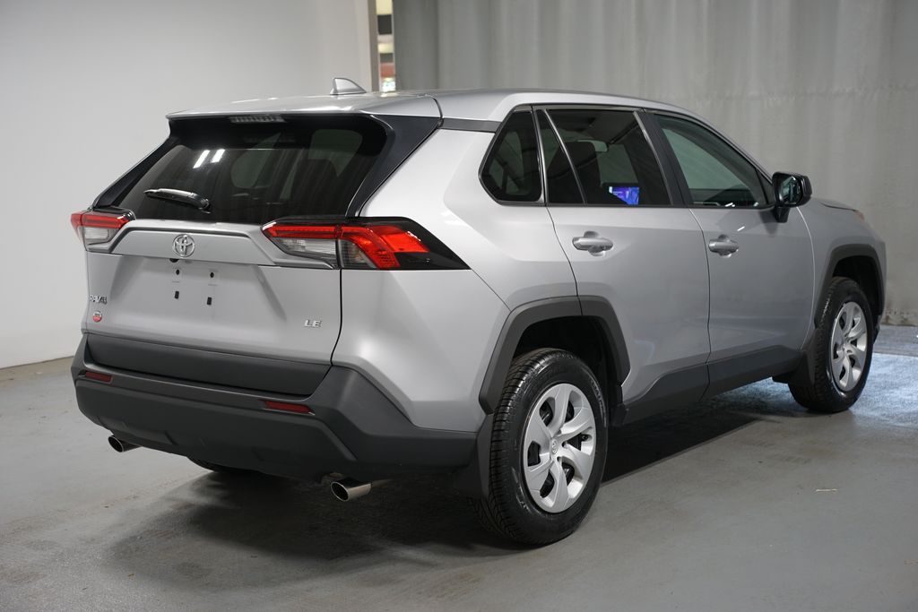 Thumbnail: 2024 Toyota RAV4 - 8
