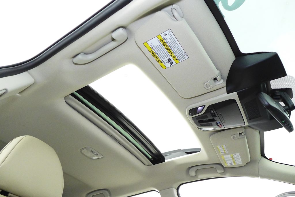 Thumbnail: 2025 Subaru Outback - 18