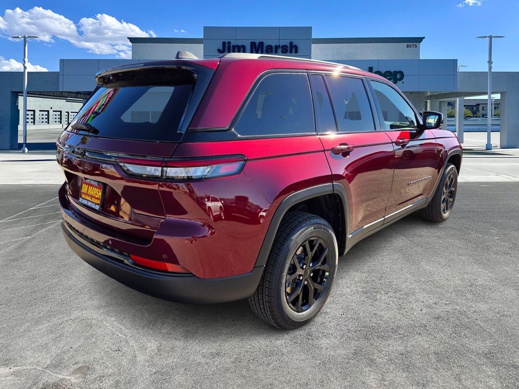 2025 Jeep Grand Cherokee Altitude 5