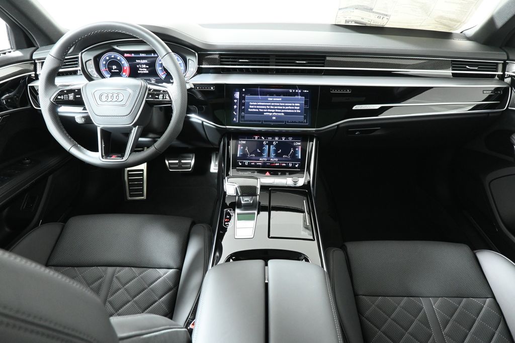 Thumbnail: 2025 Audi S8 - 4