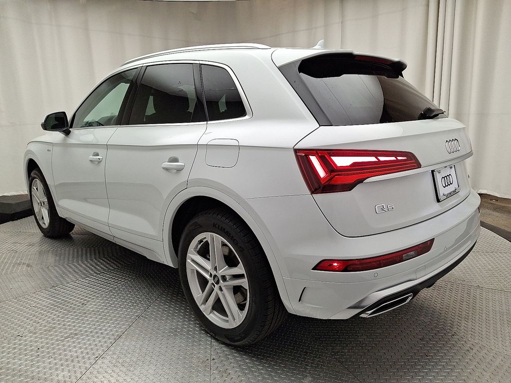 2025 Audi Q5  4
