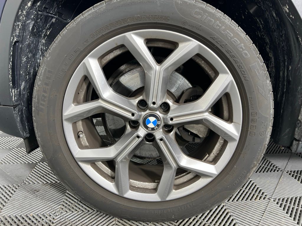 Thumbnail: 2023 BMW X3 - 11
