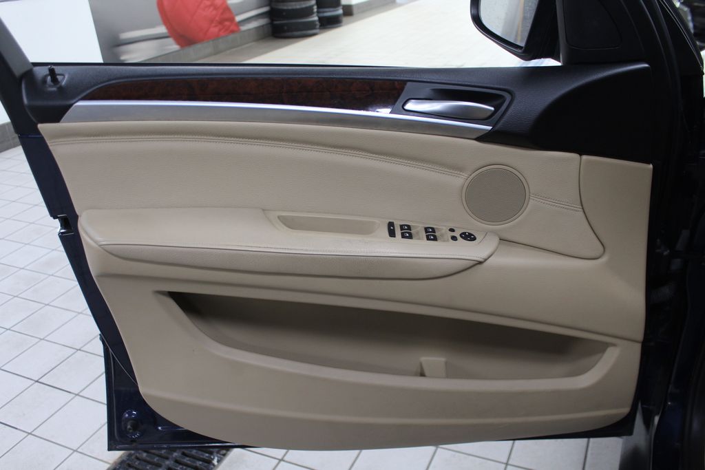 2012 BMW X5 xDrive35i 13