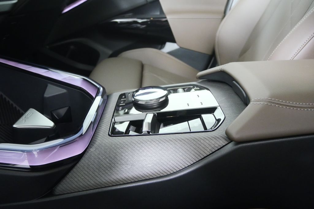 Thumbnail: 2026 BMW X3 - 20