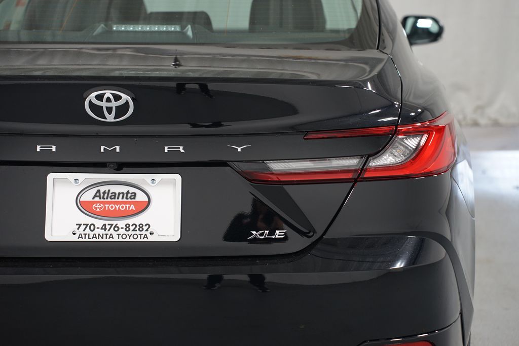 Thumbnail: 2026 Toyota Camry - 10