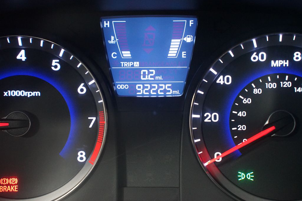 Thumbnail: 2013 Hyundai Accent - 14