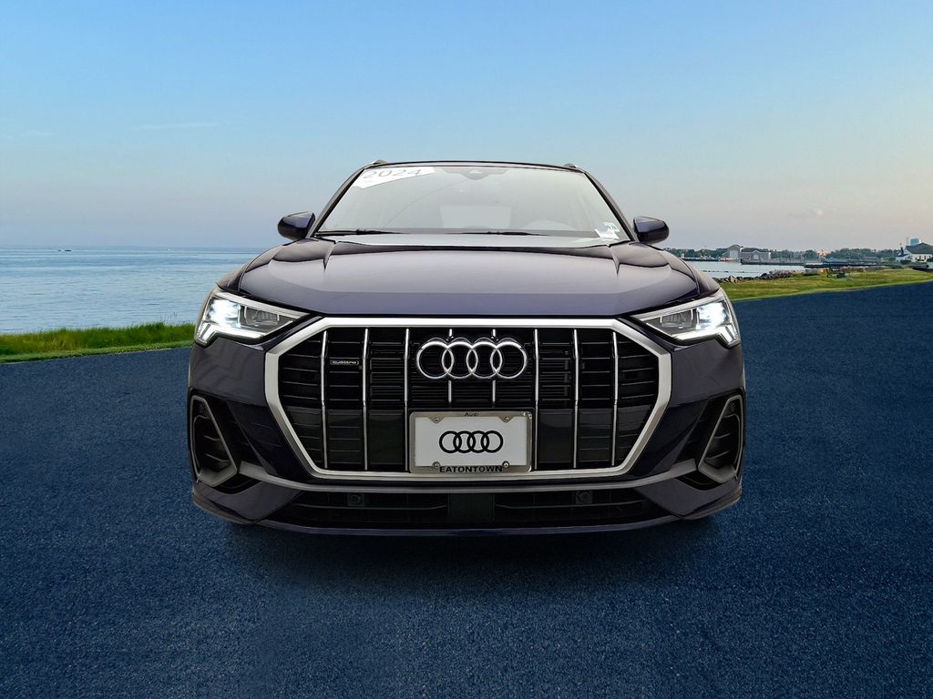 Thumbnail: 2024 Audi Q3 - 2