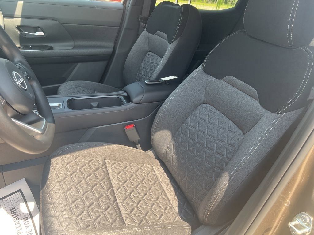 2025 Canyon Bronze Metallic Nissan Kicks SV FWD SUV
