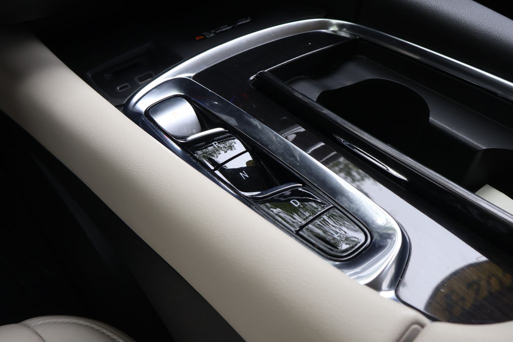 Thumbnail: 2024 Buick Enclave - 21