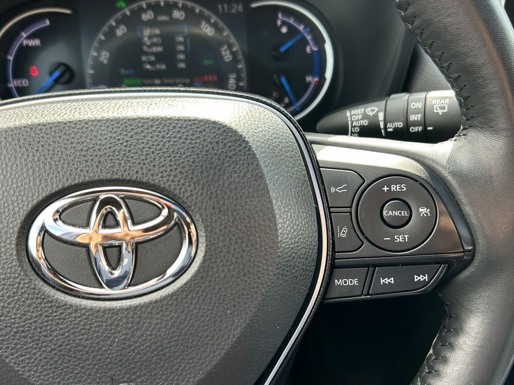 Thumbnail: 2021 Toyota RAV4 - 20