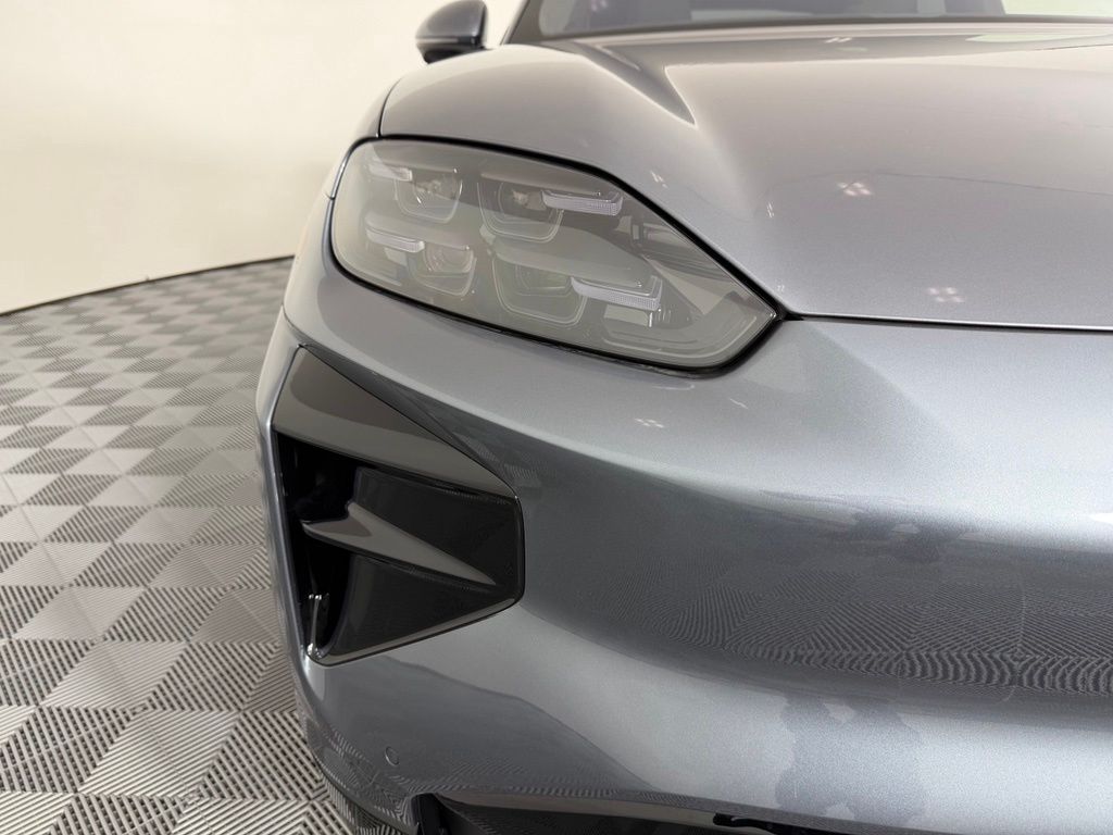 Thumbnail: 2026 Porsche  - 9