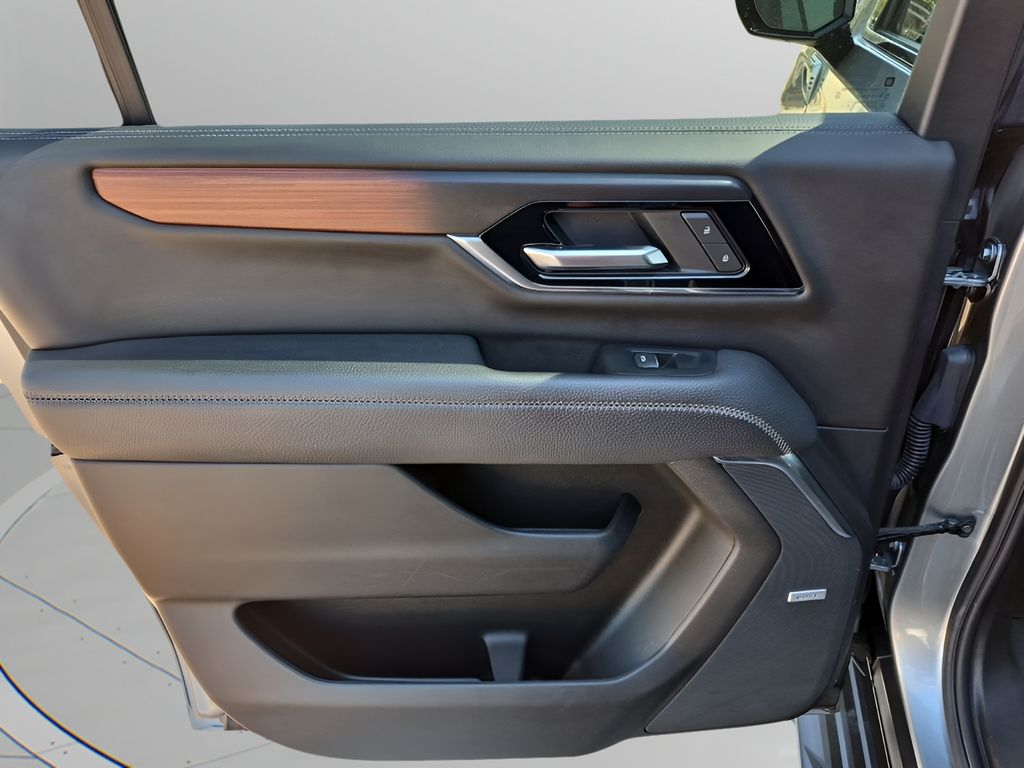 Used Car 2025 Gmc Yukon Xl  Denali For Sale Under $70,000 In Austin, Texas